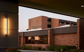 Sheraton Grand Rapids Airport Hotel